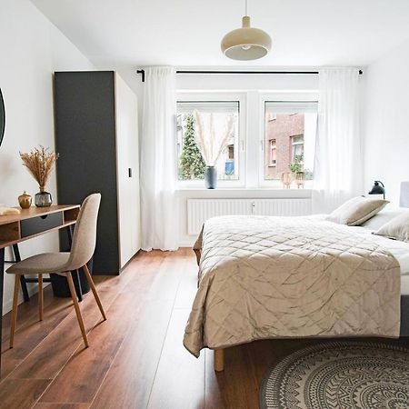 Homefy Bright And Cozy Holiday Apartment - Washer & Dryer - Free Parking Essen Exteriér fotografie